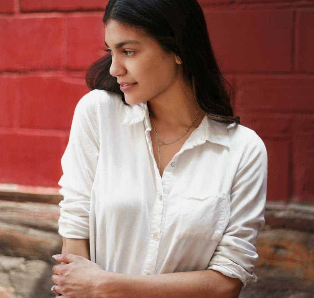 manipulate_colors_02_1024x1024-1 white colour