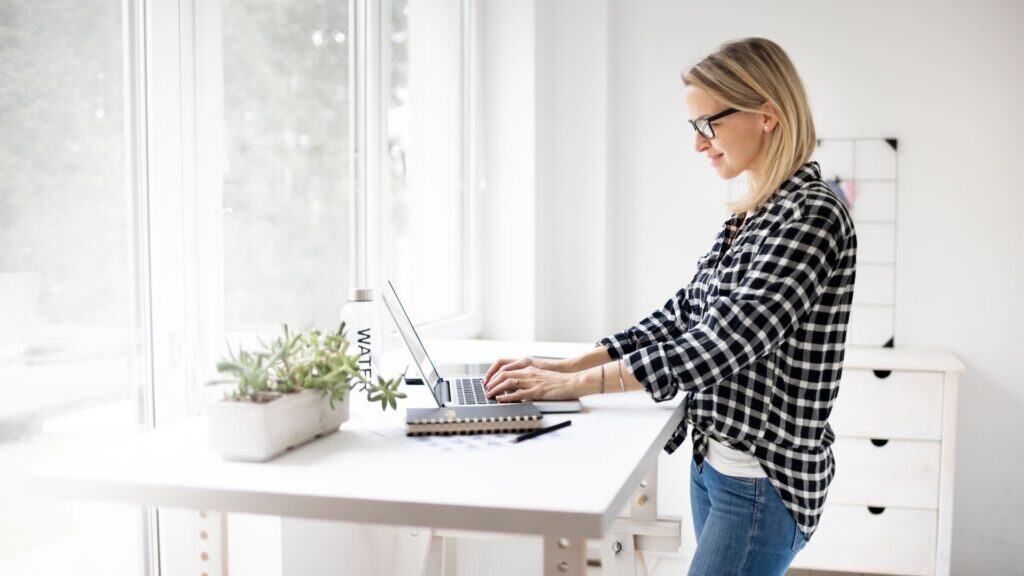 Standing desks can help your back 